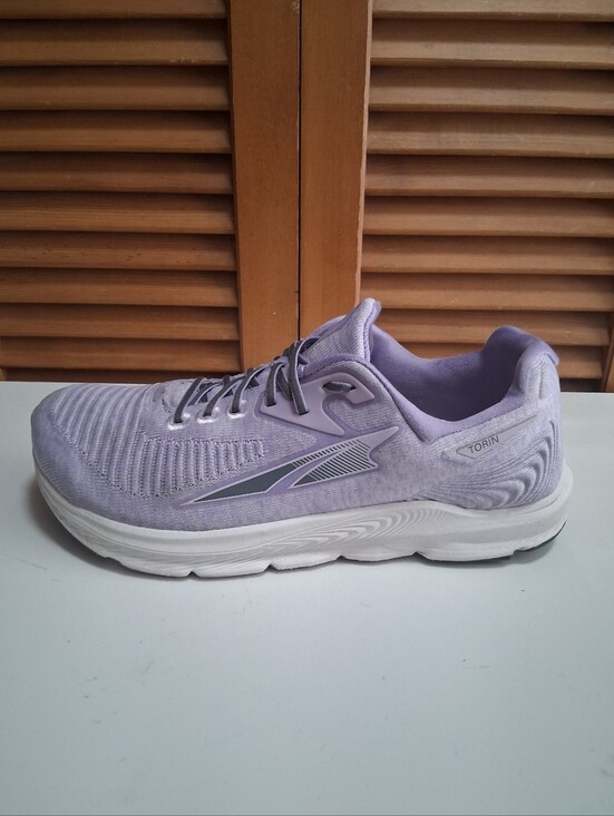 Altra Shoes - Altra Torin 5 Luxe Lavender Women's Running Shoe * Size: 11